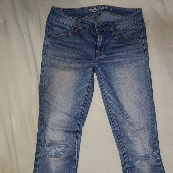 American Eagle Low-Rise Jeggings - Picture 2 of 7